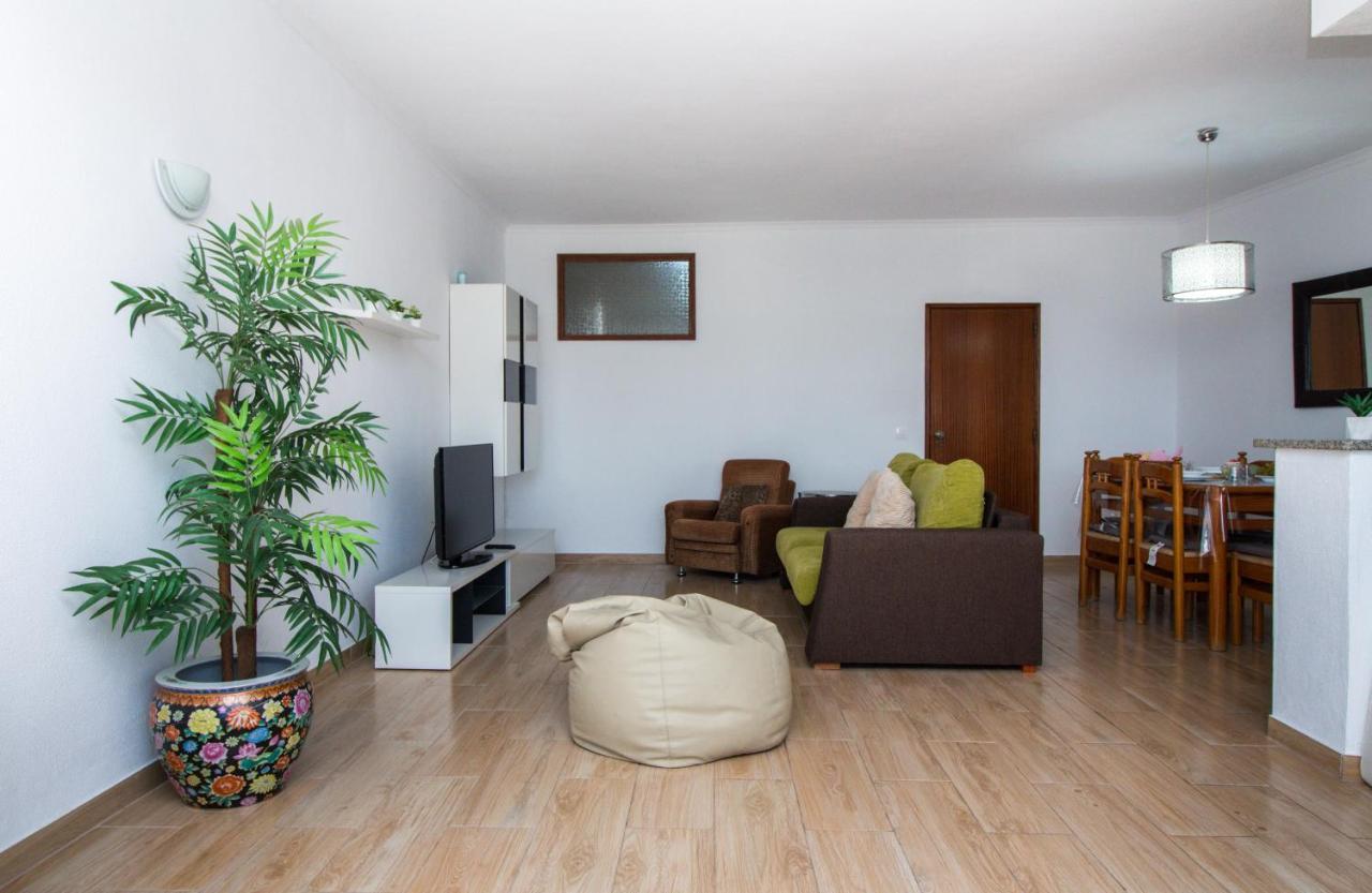 Ocean View Apartment - Pool And Sea View & Albufeira Center Esterno foto
