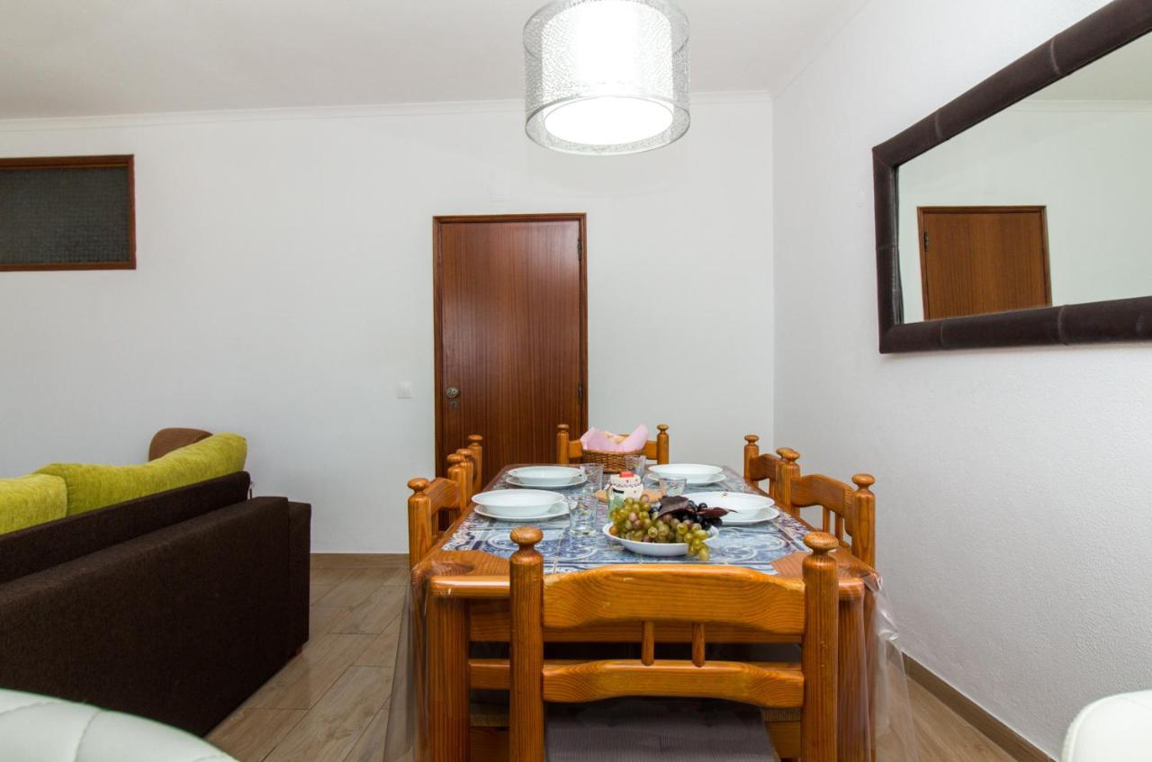 Ocean View Apartment - Pool And Sea View & Albufeira Center Esterno foto