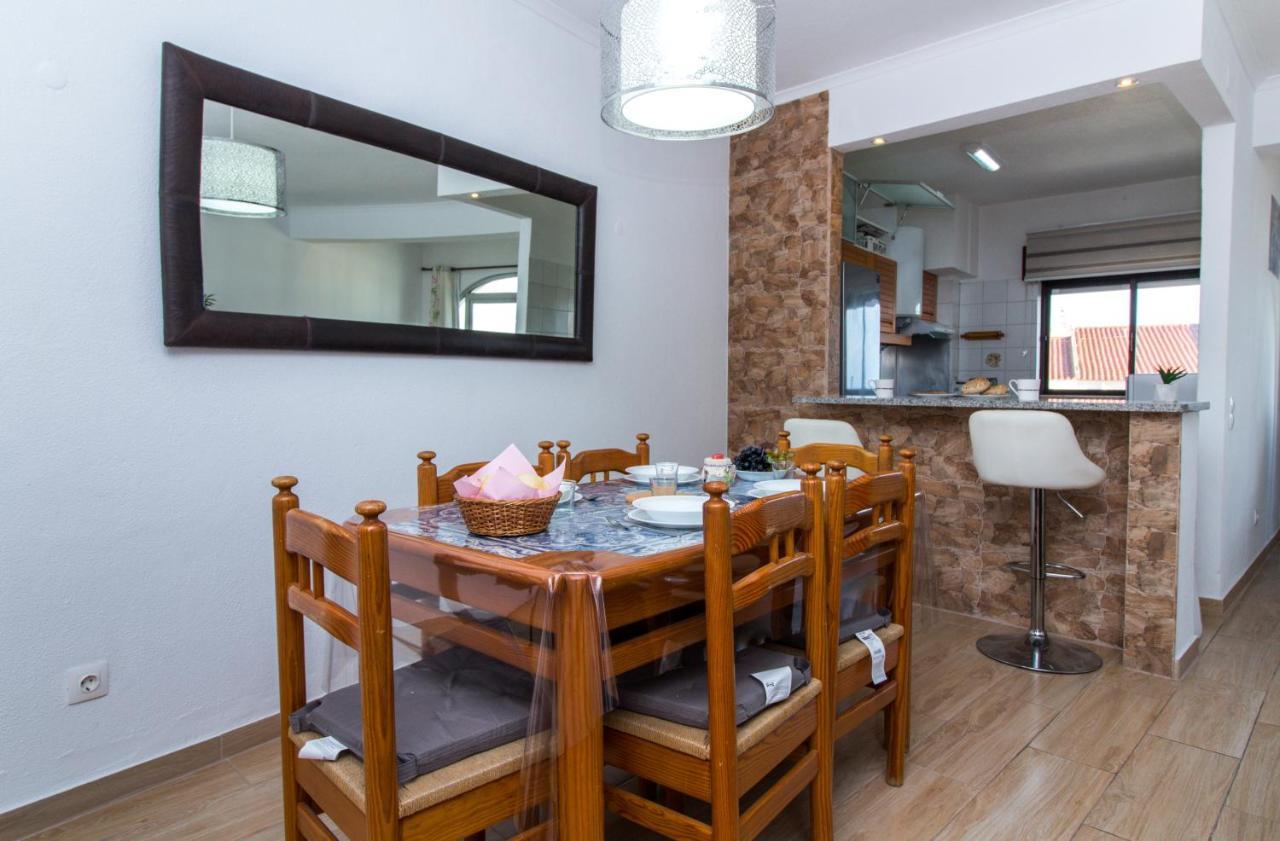 Ocean View Apartment - Pool And Sea View & Albufeira Center Esterno foto